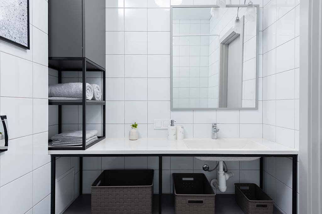 bathroom remodeling Chicago storage